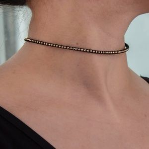 🖤 Thin suede Rivet Studded Choker 🖤